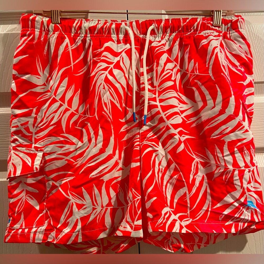 Tommy Bahama Size XL Relax Leaf Print Swim Shorts Mesh Lining Nylon